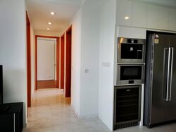 Centro Residences (D20), Condominium #560033971
